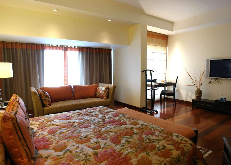 Photo of The Lalit Ashok Bangalore, 5-star hotel in Bengaluru (and vicinity)