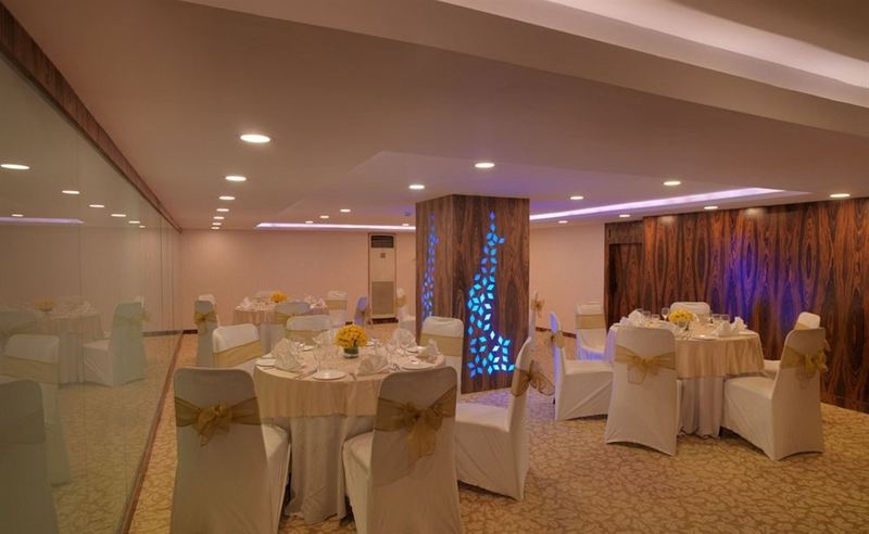 Photo of Goldfinch Hotel Bangalore, 4-star hotel in Bengaluru (and vicinity)
