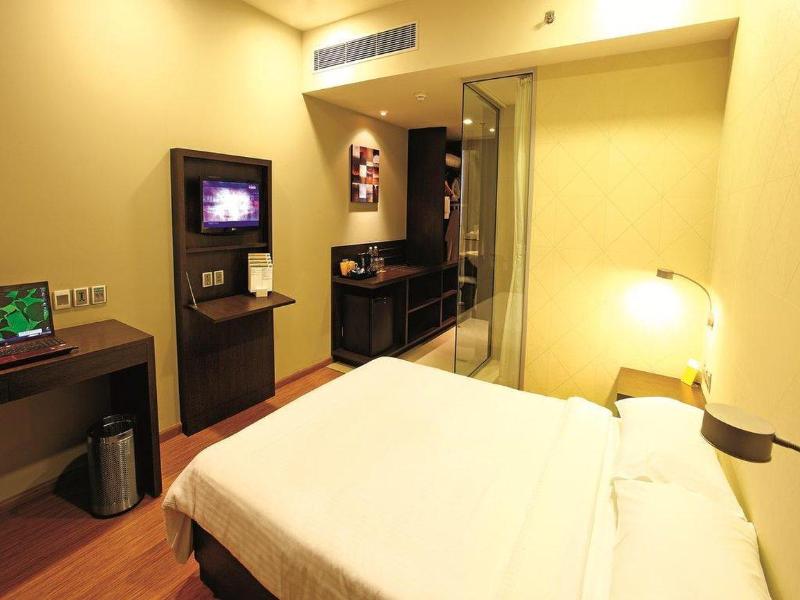 Photo of Keys Select by Lemon Tree Hotels, Hosur Road, Bengaluru, 3-star hotel in Bengaluru (and vicinity)