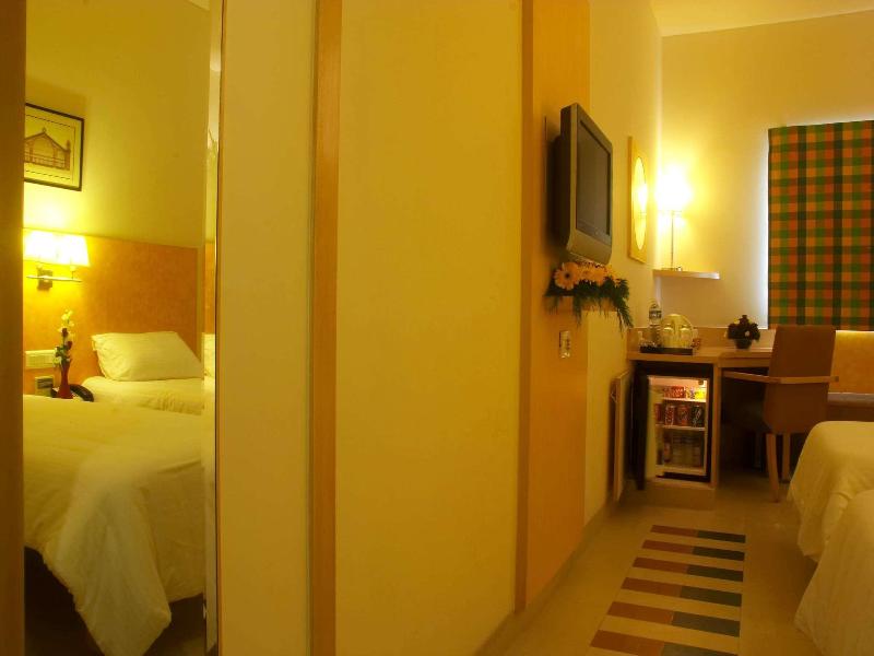 Photo of Radha Hometel Whitefield, 3-star hotel in Bengaluru (and vicinity)