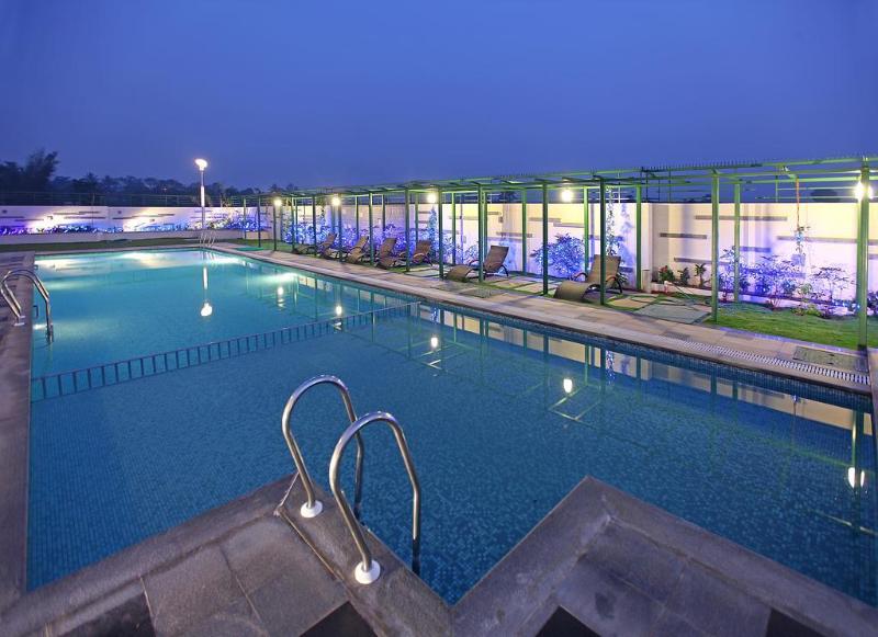 Photo of La Classic Hotel, 4-star hotel in Bengaluru (and vicinity)