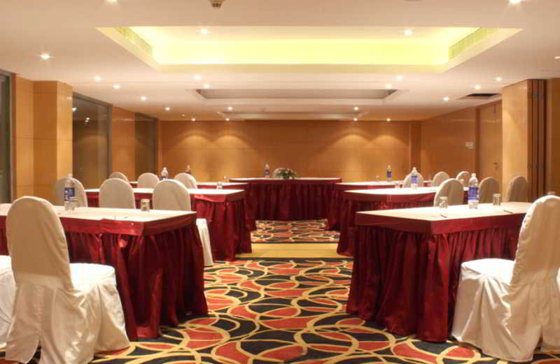 Photo of Lemon Tree Hotel, Whitefield, Bangalore, 4-star hotel in Bengaluru (and vicinity)