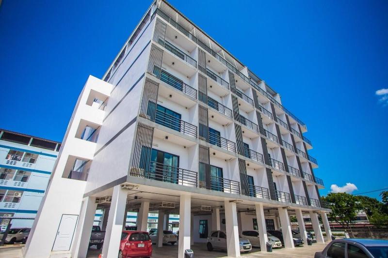 The Bed Hotel exterior, 3-Star hotel in Phitsanulok