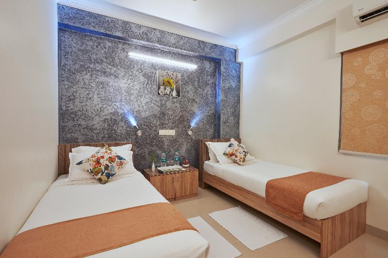 Photo of Downtown Business Hotel, 2-star hotel in Chennai (and vicinity)