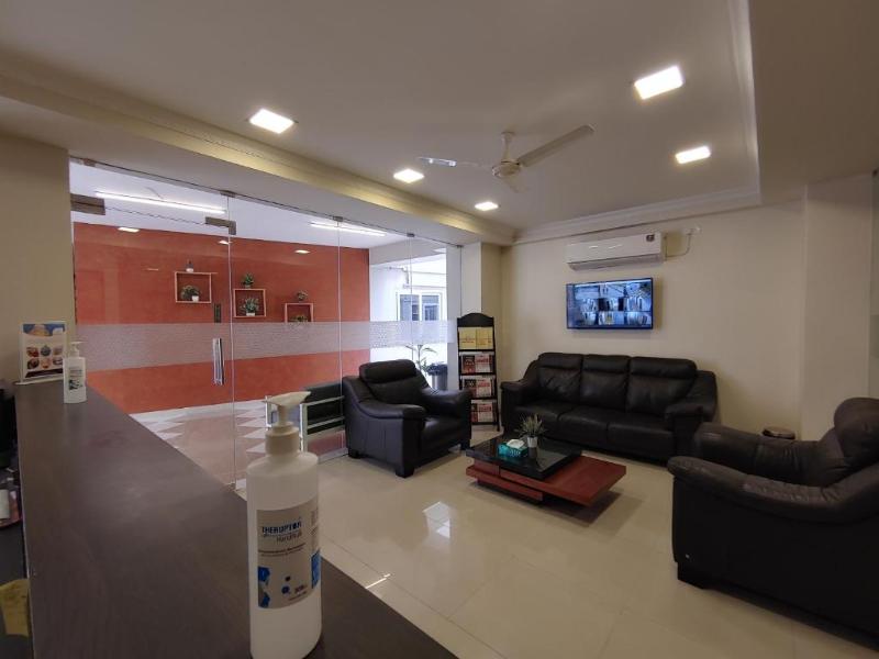 Photo of Downtown Business Hotel, 2-star hotel in Chennai (and vicinity)