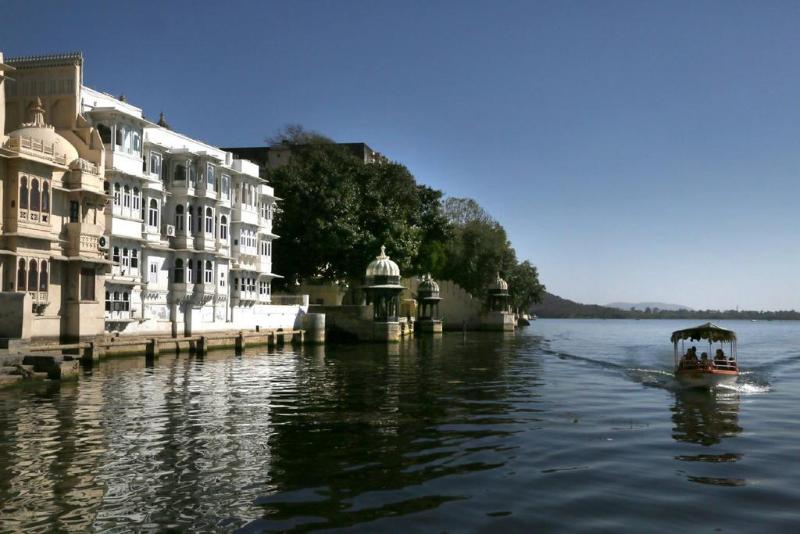 Jagat Niwas Palace exterior, 3-Star hotel in Udaipur