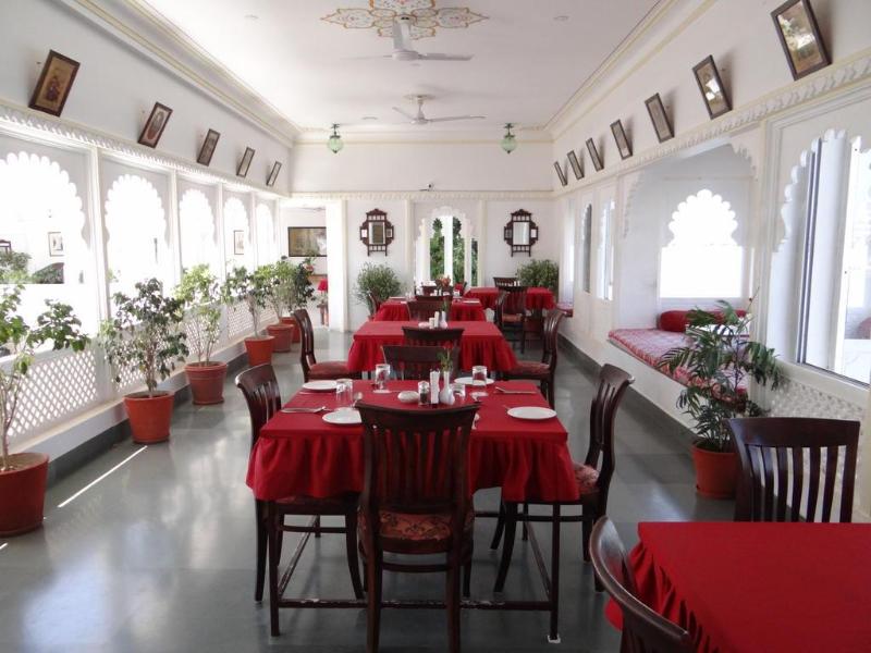Photo of Jagat Niwas Palace, 3-star hotel in Udaipur