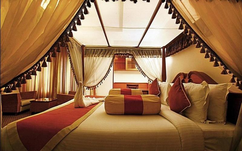 Photo of Cenneys Gateway - Pride of Salem, 4-star hotel in Salem (and vicinity)