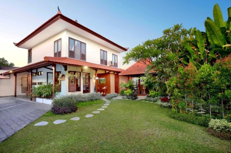 Urbanest Inn Villa, Singapore