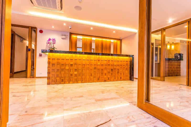 Photo of The Signature Hotel Thapae, 3-star hotel in Chang Moi