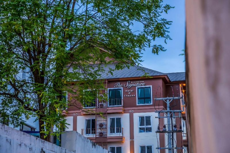 Photo of The Signature Hotel Thapae, 3-star hotel in Chang Moi