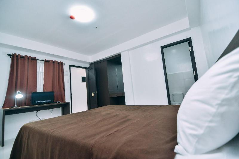 Photo of The Strand Suites and Dormitel hotel in Davao (and vicinity)