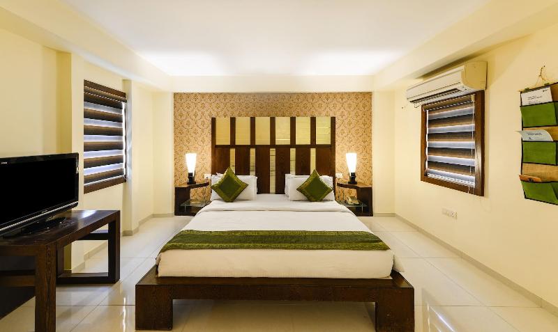 Treebo Paradise exterior, 3-Star hotel in Ahmedabad