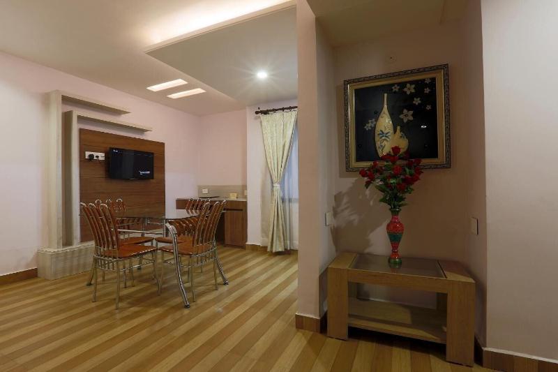 Photo of Hotel SJ International, 3-star hotel in Guwahati