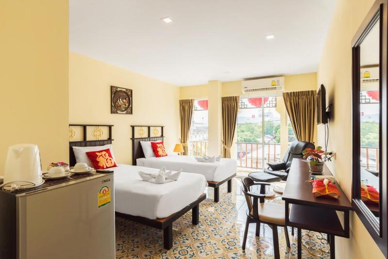 Sleep Inn Phuket exterior, 3-Star hotel in Bangla Road