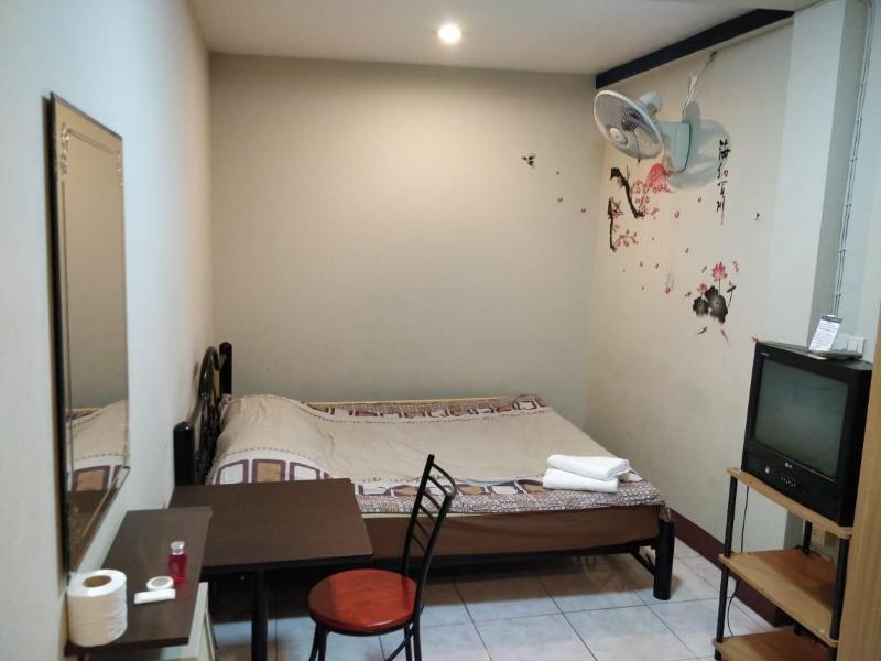 Photo of Forest Guesthouse, 2-star hotel in Chiang Mai Province