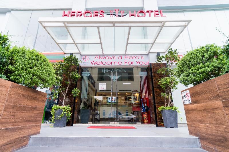 Heroes Hotel exterior, 3-Star hotel in Manila (and vicinity)