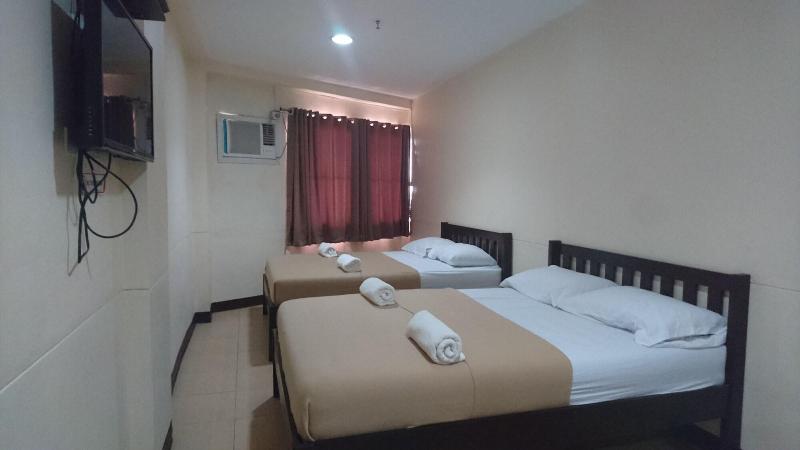 Photo of Calamba Pension Plaza, 3-star hotel in Calamba