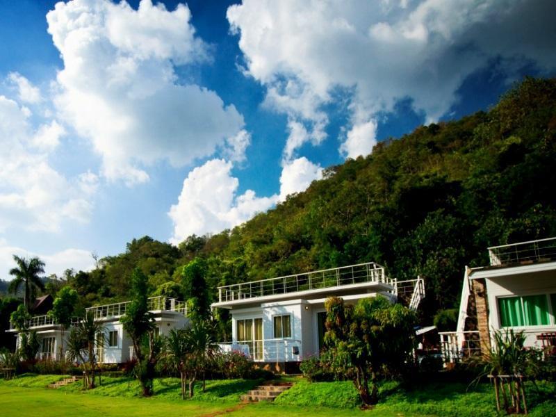 Arantarakiri Resort Khao Yai, Singapore