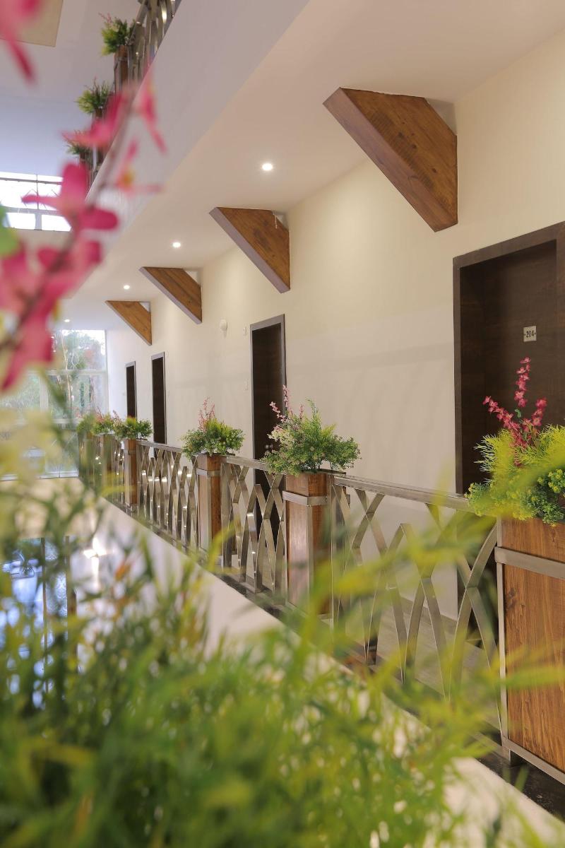 Photo of Hotel Sardar, 3-star hotel in Pune District