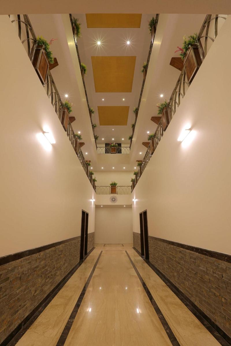 Photo of Hotel Sardar, 3-star hotel in Pune District