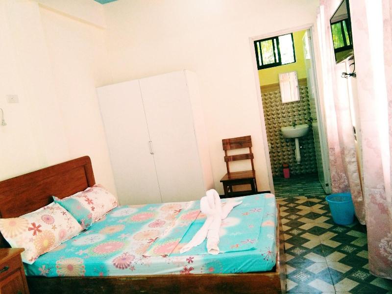 Photo of Miles Pension House, 3-star hotel in Bohol