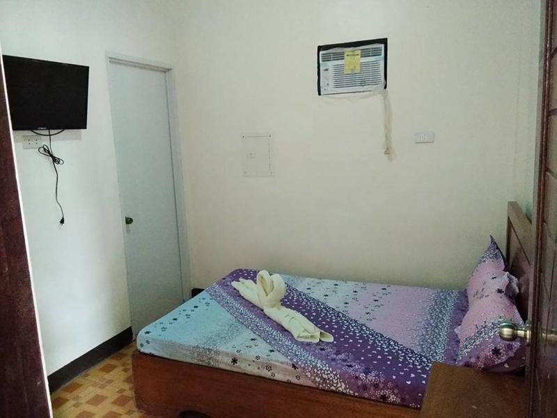 Photo of Miles Pension House, 3-star hotel in Bohol