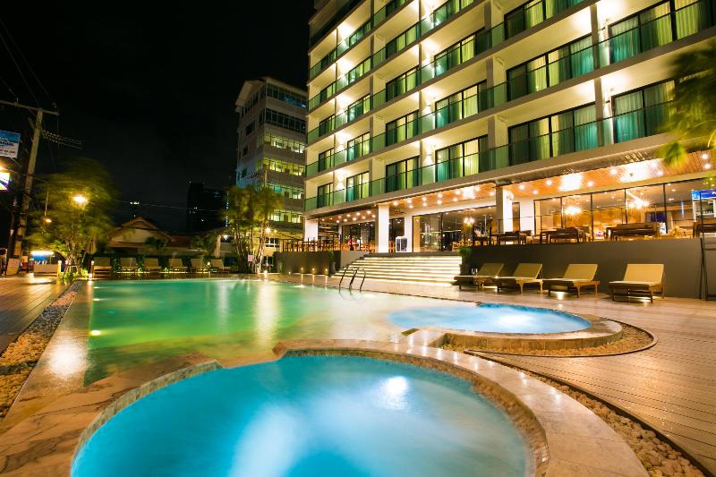 Zand Morada Pattaya, Singapore