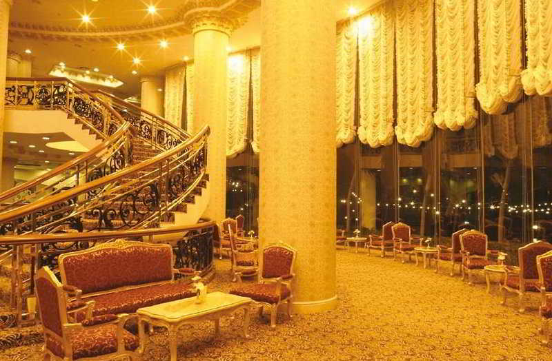 Adriatic Palace Pattaya, Singapore