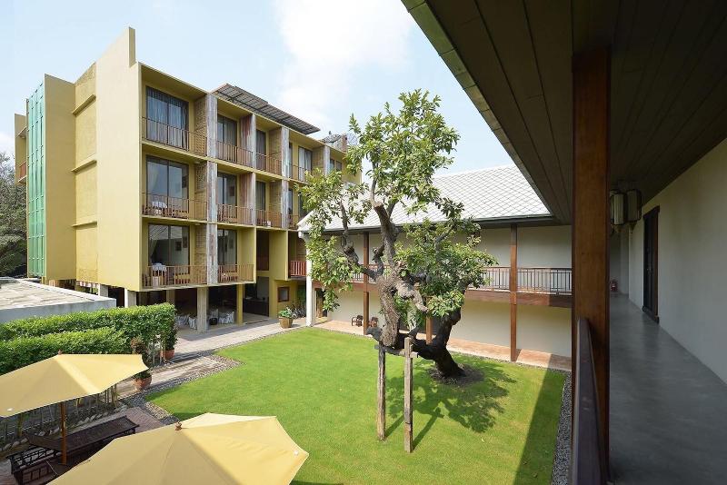 Photo of Phratamnak Inn, 3-star hotel in Pattaya (and vicinity)