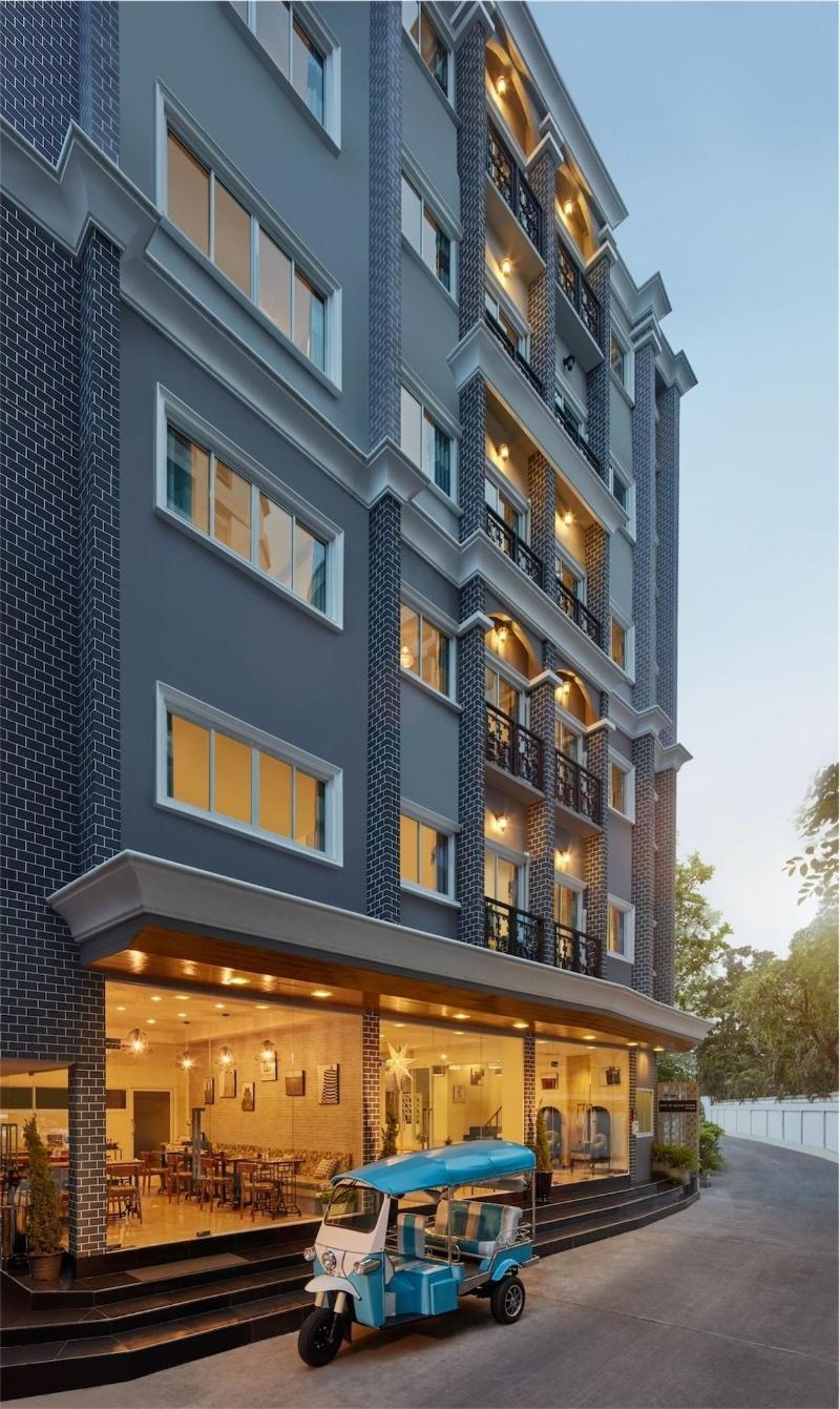 Bangkok River Loka Hotel exterior, 3-Star hotel in Bang Kho Laem