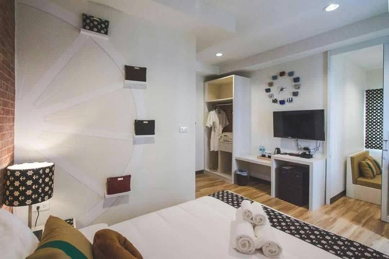 Photo of Bangkok River Loka Hotel, 3-star hotel in Bang Kho Laem