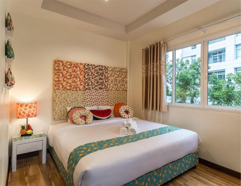 Photo of Bangkok River Loka Hotel, 3-star hotel in Bang Kho Laem