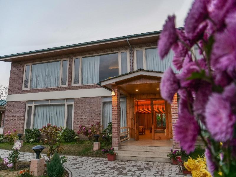 Photo of The Orchard Retreat & Spa, Srinagar, 4-star hotel in Srinagar