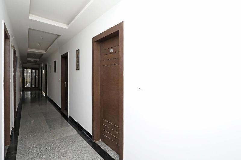 Photo of OYO 10454 Hotel Riviera, 3-star hotel in Agra District
