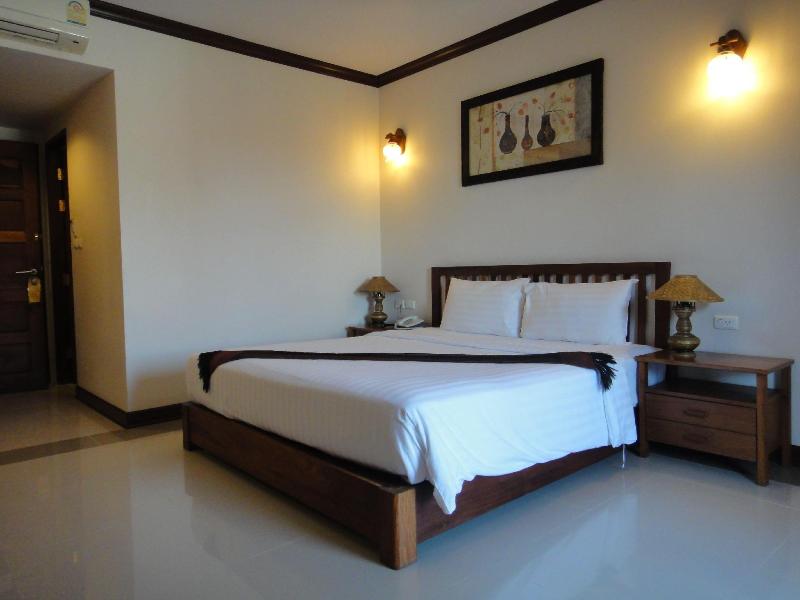 Shane Hotel Chiangmai, Singapore