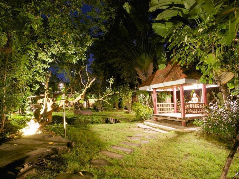 Nsiri Resort & Hotel, Singapore