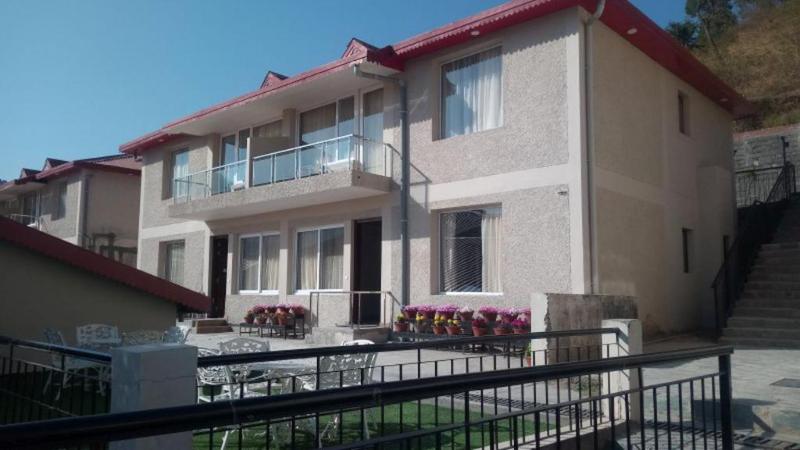 Photo of The Fern Surya Resort Kasauli Hills Dharampur, 3-star hotel in Kasauli