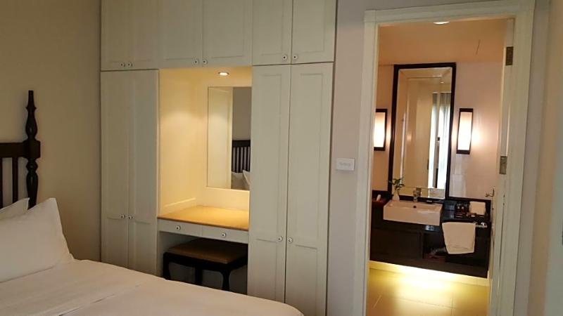 At 21 Saladaeng, Singapore