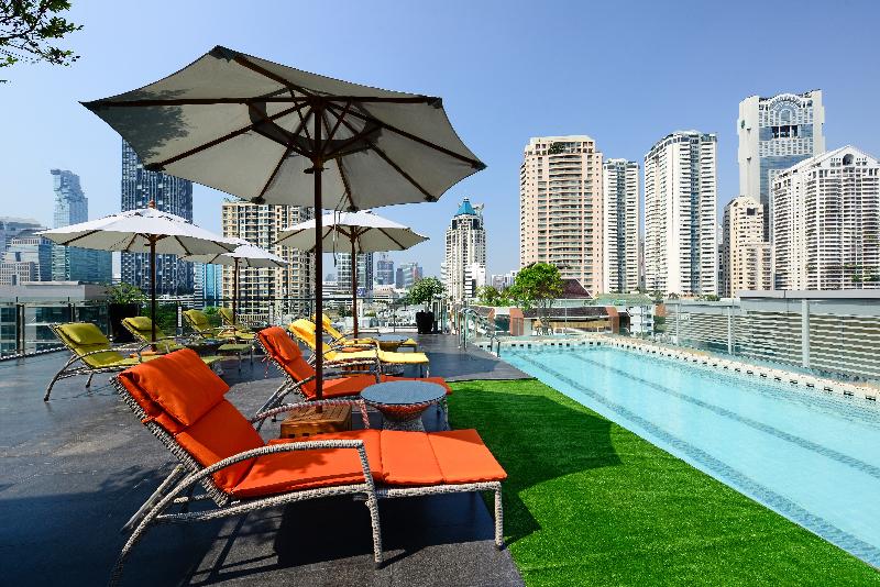 Le D'Tel Bangkok, Singapore