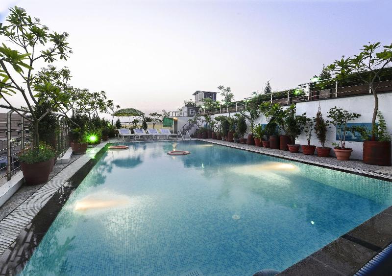 Hotel Taj Plaza exterior, 3-Star hotel in Agra District