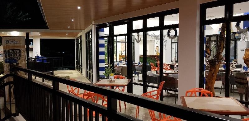 Photo of White Breeze Palawan Boutique Hotel, 4-star hotel in Palawan (province)