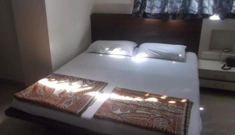 Photo of Hotel Rajshree Lodging, 3-star hotel in Nashik