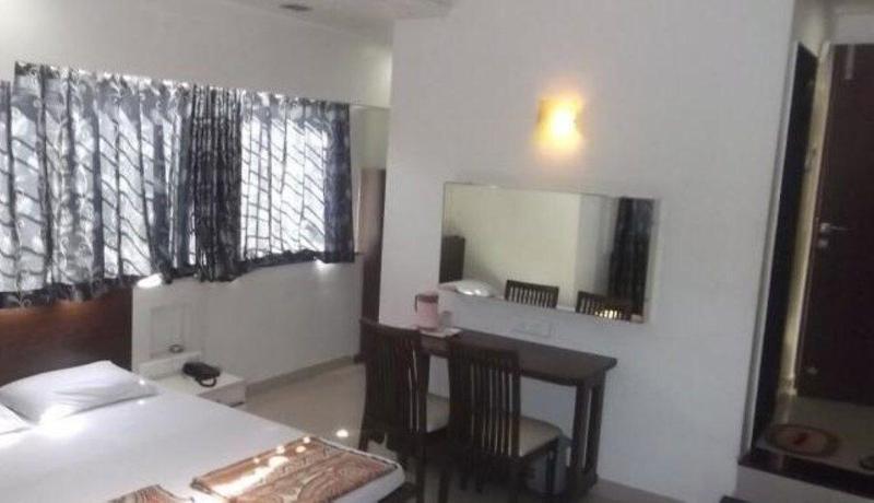 Photo of Hotel Rajshree Lodging, 3-star hotel in Nashik