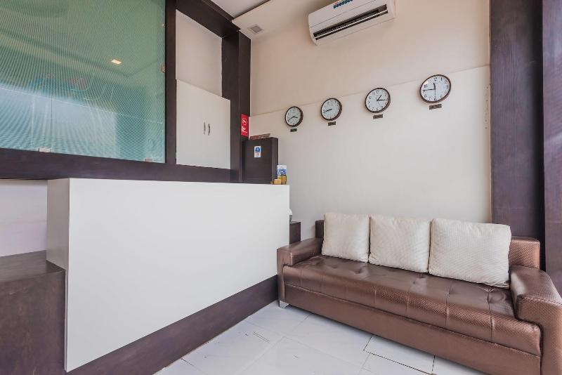 Photo of OYO 4083 Hotel Alfa Grand, 2-star hotel in Mumbai (and vicinity)