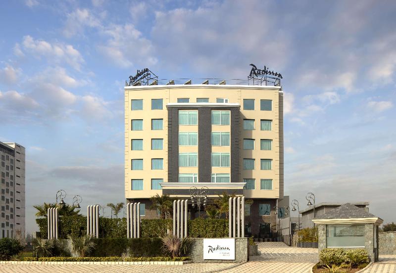 Photo of Radisson Chandigarh Zirakpur, 4-star hotel in Zirakpur