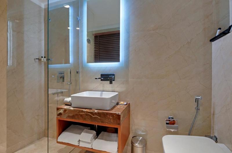 Photo of Beacon Hotel Nirman Vihar New Delhi, 3-star hotel in Delhi