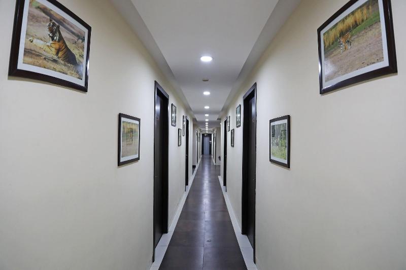 Photo of Hotel Flowers Inn, 3-star hotel in Kota