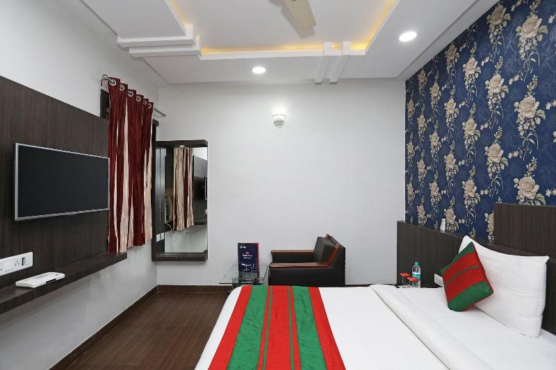 Photo of Hotel Flowers Inn, 3-star hotel in Kota