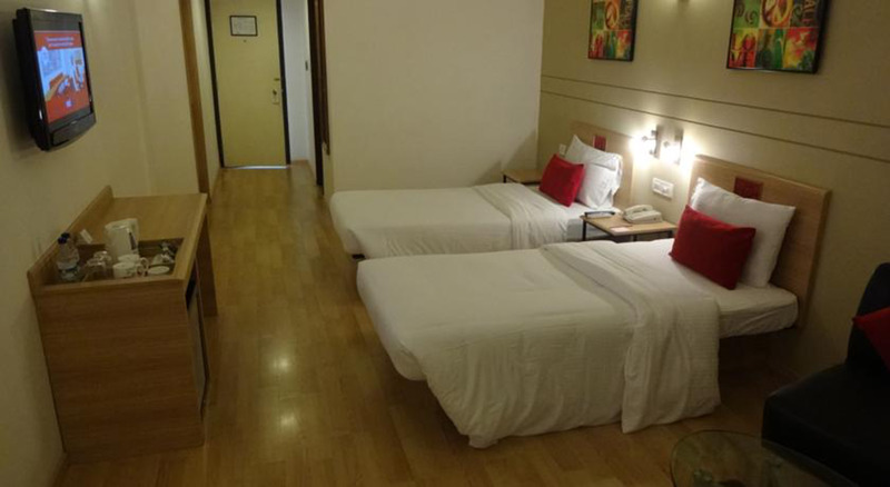 Photo of Red Fox by Lemon Tree Hotels, Hyderabad, 3-star hotel in Hyderabad (and vicinity)